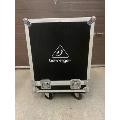 Behringer Coffre transport