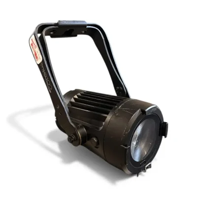 Chauvet COLORado M Solo projecteur lumière wash